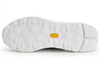 DESCENTE Sport style