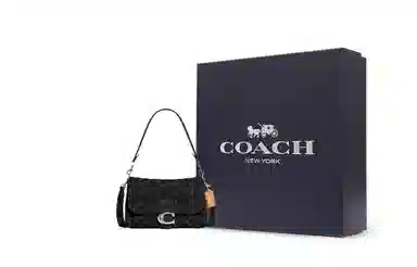 COACH Soft Tabby 26 Black