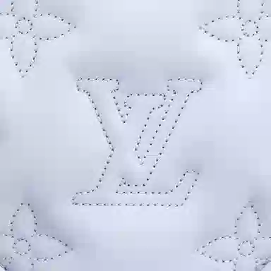 LOUIS VUITTON Pop My Heart Pouch