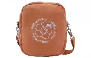 Vans x EMMA MULHOLLAND