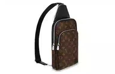 LOUIS VUITTON Avenue