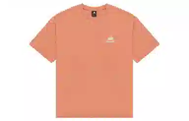 New Balance logoT T