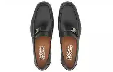 Ferragamo VARA