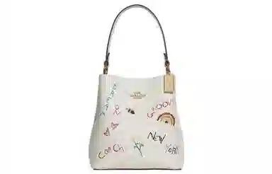 COACH x Diary Town 22