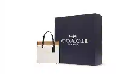 COACH Field 22 Tote