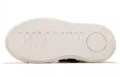 Palladium Skate