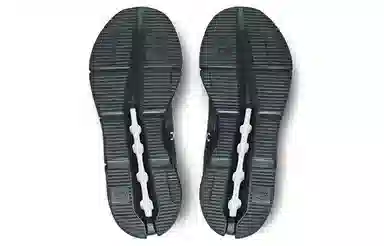 On Cloudnova Eclipse Black Undyed White