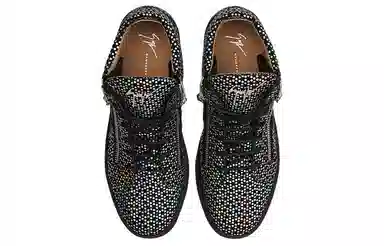 giuseppe zanottiGZ Kriss