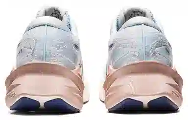 Asics Novablast 3 Nagino