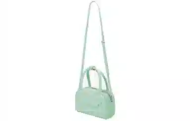 FIND KAPOOR Marty Laura 21