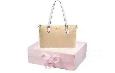 COACH Zip Top Tote 37 Logo Tote