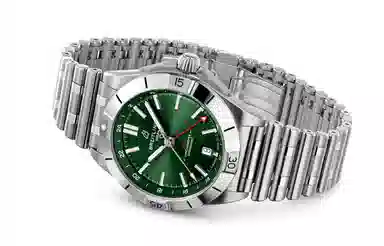 BREITLING 200 40mm A32398101L1A1