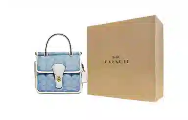 COACH Willis 18 Chambray