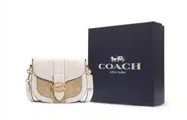 COACH Georgie 21