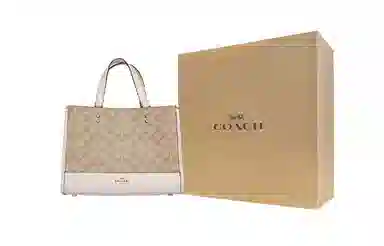 COACH Dempsey 30 Tote