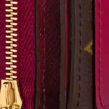 LOUIS VUITTON Lou