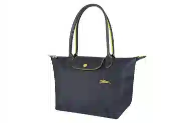LONGCHAMP Le Pliage Club 28