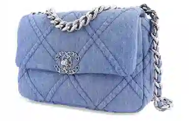 CHANEL 19Bag