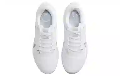 Nike Air Zoom Pegasus 40 White