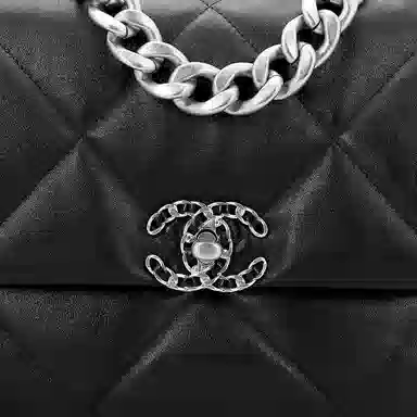 CHANEL 19Bag