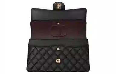Chanel Classic Flap Medium Black
