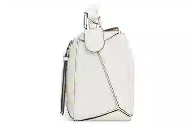 LOEWE Puzzle