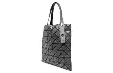 ISSEY MIYAKE Lucent Tote