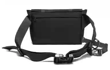 NOMK Messenger Bag Black