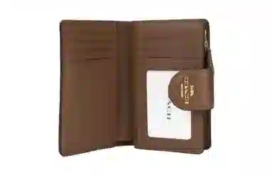 COACH Corner Zip Medium Brown