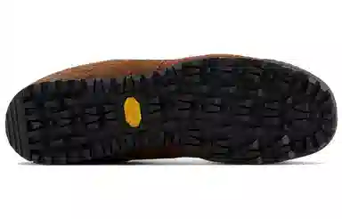 New Balance Rainier