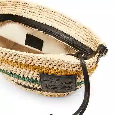 LOEWE Basket Pochette