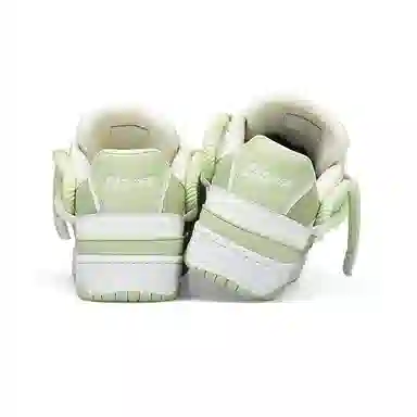 Cat & Sofa Dreadlock Series Lime