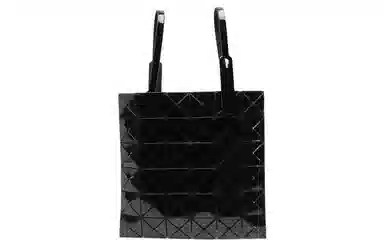 ISSEY MIYAKE Tote