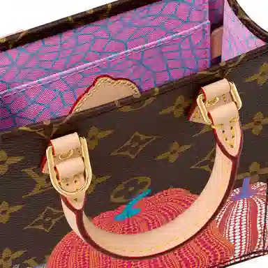 LOUIS VUITTON x Yayoi Kusama Petit Sac Plat