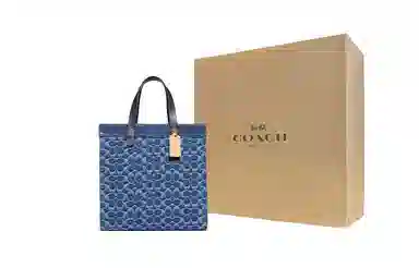 COACH Field 30 Tote