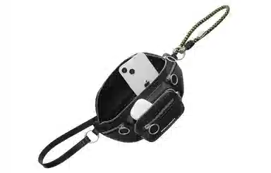 中国李宁 运动时尚 合成革 单肩斜挎胸包 男女同款情侣款 黑色