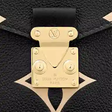 Louis Vuitton Pochette Metis