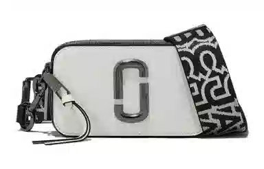 MARC JACOBS Saffiano