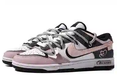 Nike Dunk Low LOVE GS