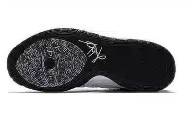 Nike Kyrie 6 Oreo