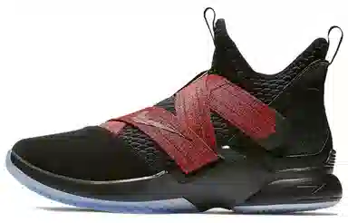 Nike Zoom Soldier 12