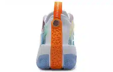 LiNing 3 TPU