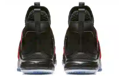 Nike Zoom Soldier 12