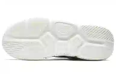 特步 耐磨防滑 中帮 实战篮球鞋 男款 米黑