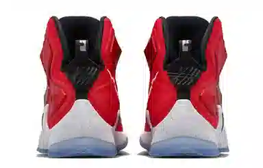 Nike Lebron 13 On Court