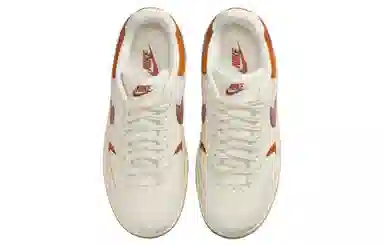 Nike Gamma Force Low Beige Red