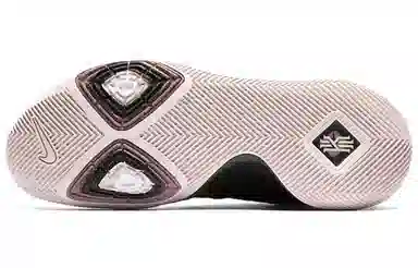 Nike Kyrie 3 Black Suede 3