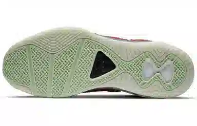 Nike Lebron 18 EP & Lebron 8 QS Low Basketball Shoes