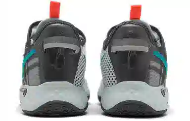 Nike PG 4