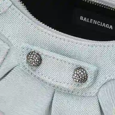 Balenciaga Le Cagole